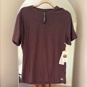 Vuori Men's Burgundy Short Sleeve Tee